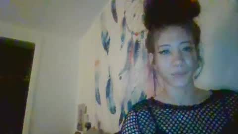 Ellie Hazii online show from 02.28.26