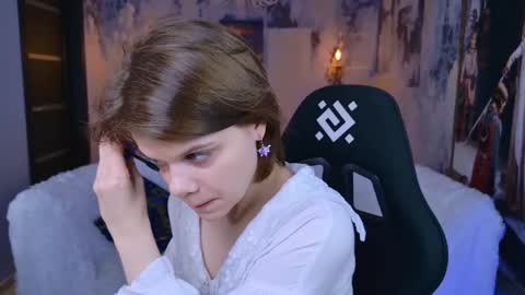 elliemurler online show from 11.26.25