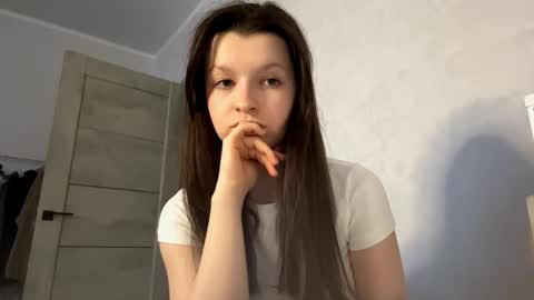 Snapshot of ellieschuffert chatting on 02.09.26 Ellie online show from 02.09.26