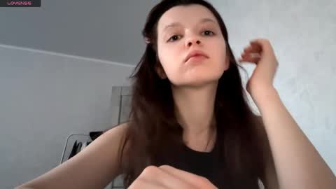 Snapshot of ellieschuffert chatting on 03.23.26 Ellie online show from 03.23.26