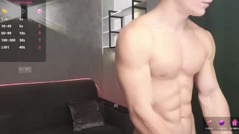elliot_muscle04 online show from 02.16.25
