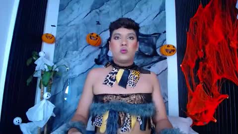 Ellis  online show from 10.18.25