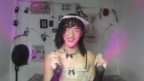 Snapshot of ellis_flowers chatting on 03.02.26 . online show from 03.02.26