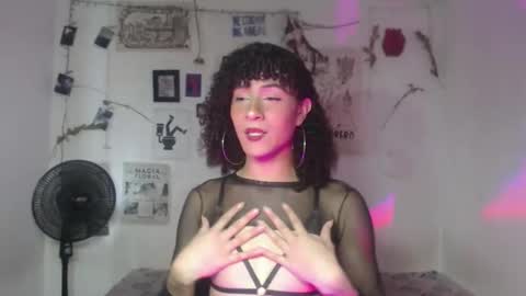 Snapshot of ellis_flowers chatting on 03.03.26 . online show from 03.03.26