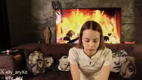 elly_ary online show from 02.11.26