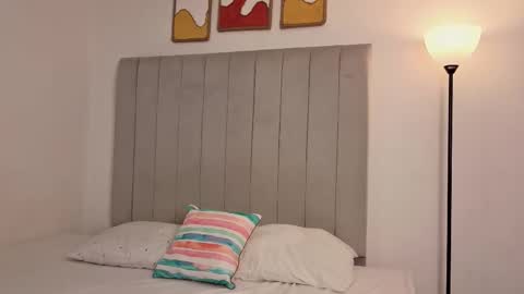 elly online show from 02.10.26