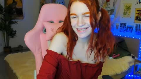 Elly     Fansly  online show from 12.16.24