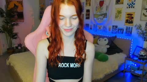 Elly     Fansly  online show from 01.28.25