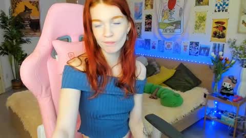 Elly     Fansly  online show from 03.09.25