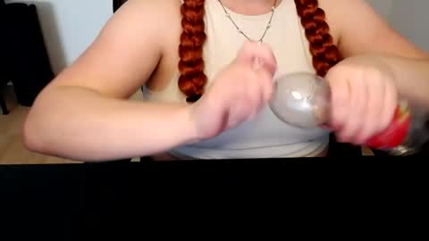 Elly online show from 06.17.26