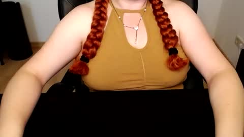 Elly online show from 06.18.26