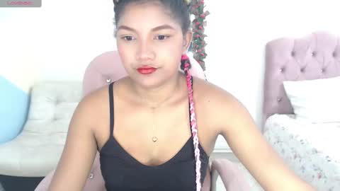 Snapshot of elly_willis chatting on 12.18.24 Elly online show from 12.18.24