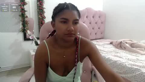 Snapshot of elly_willis chatting on 12.19.24 Elly online show from 12.19.24