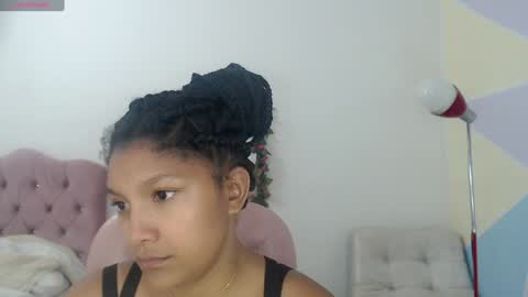 Snapshot of elly_willis chatting on 01.02.25 Elly online show from 01.02.25