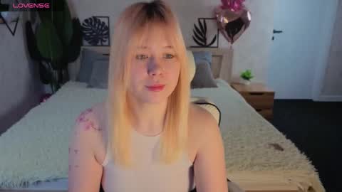 ellya_castro online show from 03.06.26
