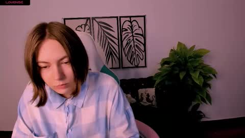 elma_lily online show from 10.11.25