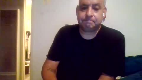 Snapshot of elmario24 chatting on 09.11.25 elmario24 online show from 09.11.25
