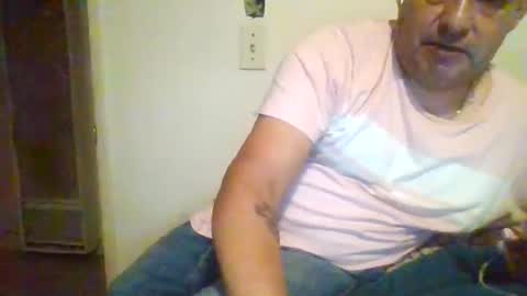 Snapshot of elmario24 chatting on 09.18.25 elmario24 online show from 09.18.25