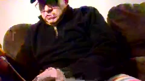 elmario24 online show from 11.18.25