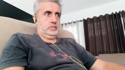 Snapshot of elmejorfvb2 chatting on 01.14.25 fer online show from 01.14.25