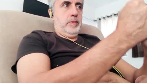 Snapshot of elmejorfvb2 chatting on 01.24.25 fer online show from 01.24.25