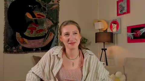 Snapshot of elnabergh chatting on 07.26.26 Eva online show from 07.26.26