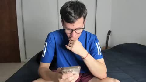 Snapshot of elnenedearg chatting on 10.19.25 elnenedearg online show from 10.19.25