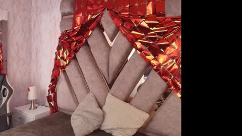 Snapshot of elodie_rouge chatting on 03.16.26 Elodie online show from 03.16.26