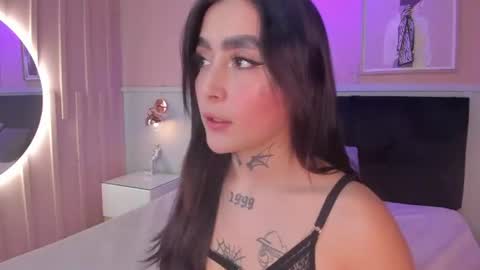 Elodie  online show from 06.16.26