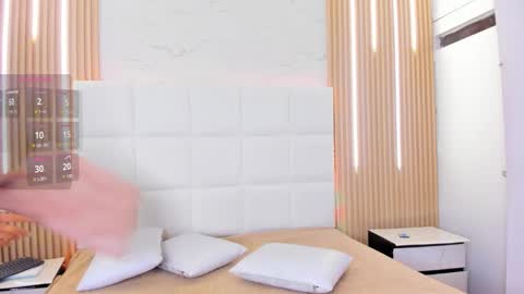 elody_rousse online show from 11.21.25