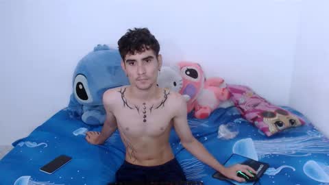 Snapshot of elois_21 chatting on 09.12.25 Elois online show from 09.12.25