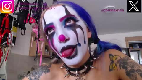 Snapshot of eloise_brown_ chatting on 09.18.25 Chelsea Please help me to reach 100 thumbs up online show from 09.18.25