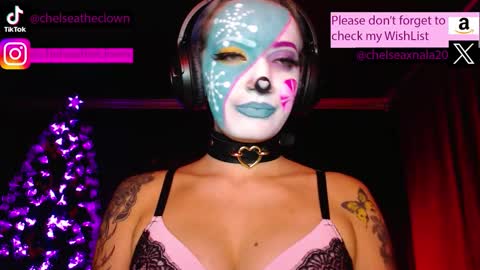 Chelsea  Please help me to reach 100 thumbs up online show from 12.21.25