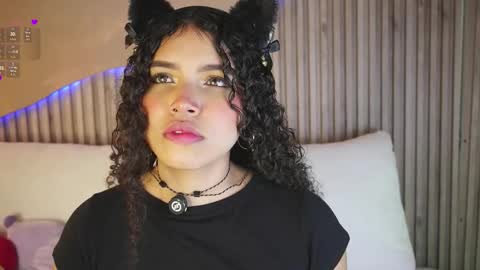 Snapshot of eloise_sweet chatting on 03.01.26 eloise_sweet online show from 03.01.26