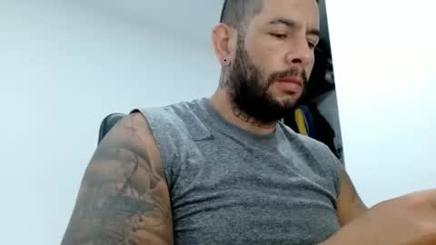 Snapshot of elosocazador chatting on 02.05.25 elosocazador online show from 02.05.25