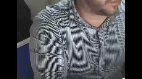 Snapshot of elpeladilla chatting on 11.22.25 elpeladilla online show from 11.22.25