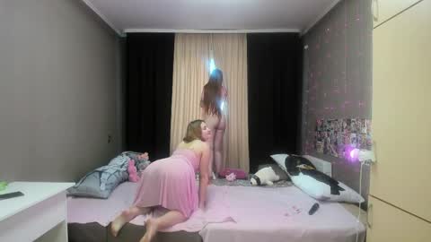 Elsa  online show from 03.30.26