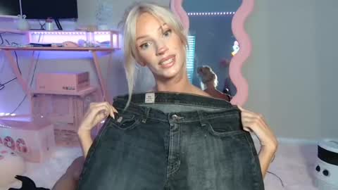 elsa_may online show from 06.12.26