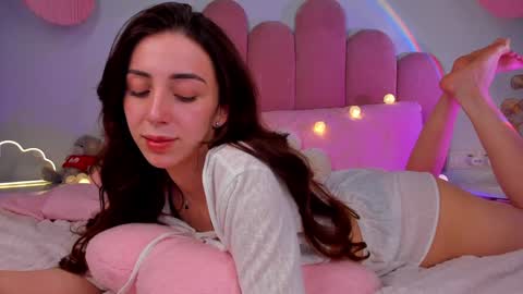 Michelle online show from 02.08.25