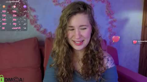 Snapshot of elsie_cutties chatting on 11.25.25 Elsie online show from 11.25.25