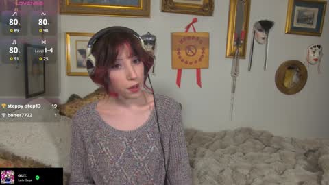 Snapshot of elslove chatting on 12.16.24 ELS online show from 12.16.24