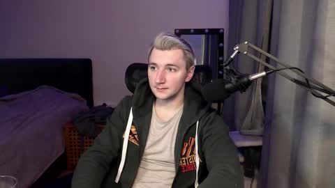 Elvin Vaenight online show from 11.29.25