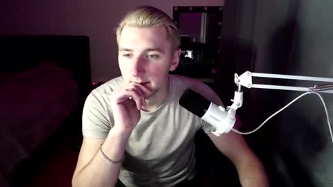 Elvin Vaenight online show from 01.09.26