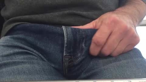 Snapshot of elvis_is_king chatting on 11.29.25 Elvis online show from 11.29.25