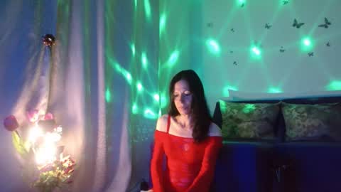 Elisa online show from 06.12.26
