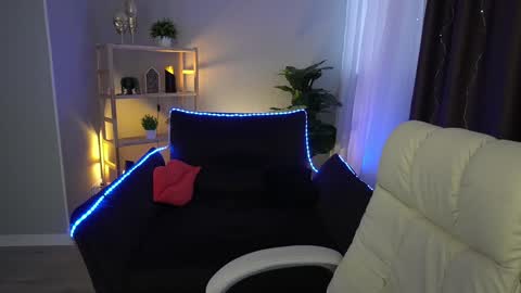 Call me Elis online show from 01.03.25