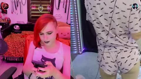 Snapshot of elyzababy chatting on 09.10.25 ElyzaBaby online show from 09.10.25