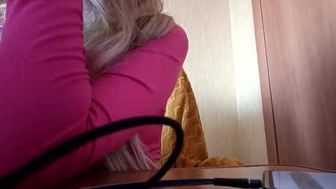 Elza Kom online show from 09.19.25