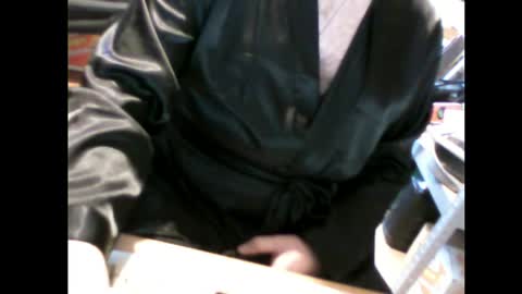 Em online show from 04.02.26