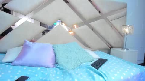 Snapshot of ema_lambert chatting on 01.03.25 Ema Lambert online show from 01.03.25